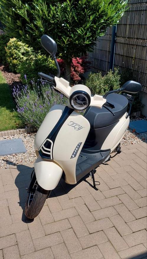 Scooter Venesi Fly / A-KLasse (Nieuw !!!), Fietsen en Brommers, Scooters | Overige merken, Ophalen