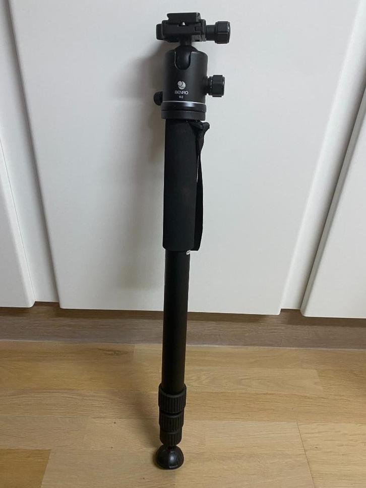 Monopod met plaatje en balhoofd Benro, Verzamelen, Foto-apparatuur en Filmapparatuur, Filmcamera, Ophalen of Verzenden