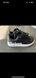Adidas schoenen, Kinderen en Baby's, Kinderkleding | Schoenen en Sokken, Ophalen, Adidas, Jongen of Meisje, Schoenen