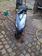 Scooter alle papieren aanwezig, Fietsen en Brommers, Ophalen