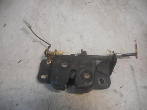 SLOTVANGER ACHTERKLEP Toyota Celica (T16) (01-1985/08-1989), Auto-onderdelen, Carrosserie, Toyota, Gebruikt