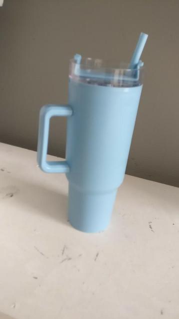 Drinkbeker  disponible aux enchères