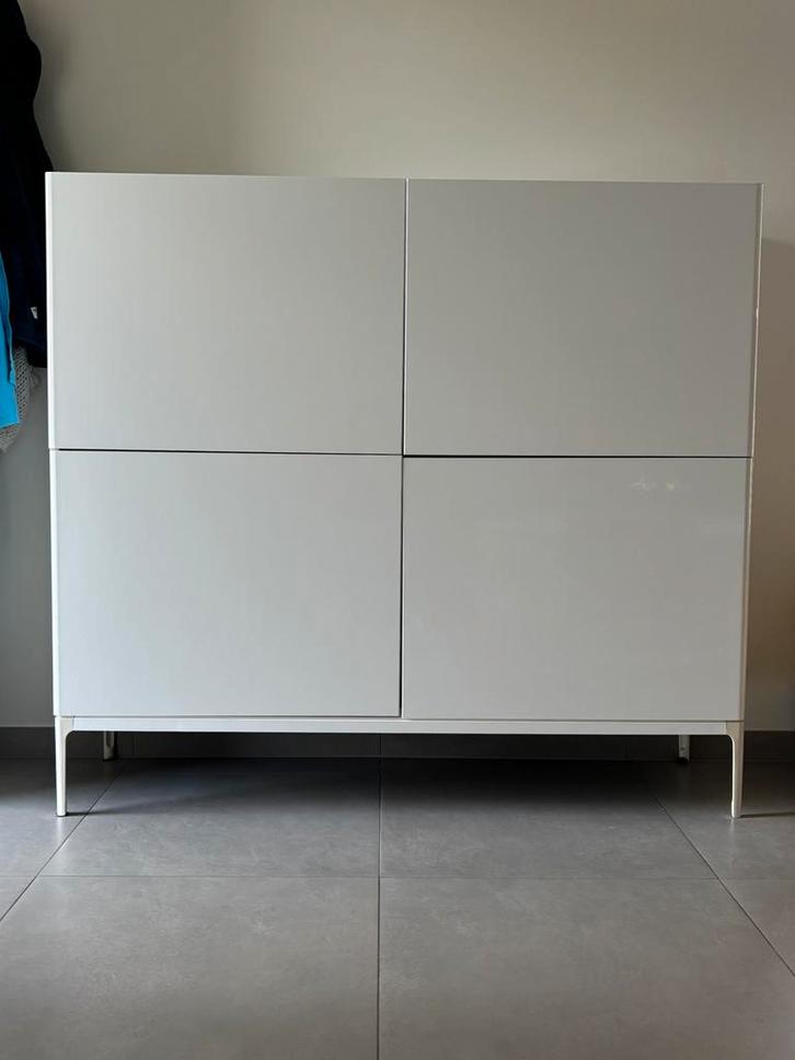 Wit gelakte dressoir of opbergkast ikea met lades, Huis en Inrichting, Kasten | Dressoirs, Gebruikt, Ophalen