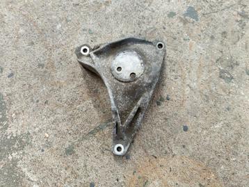 Motorsteun bracket rechts BMW 5 serie E39 M57 096080 beschikbaar voor biedingen