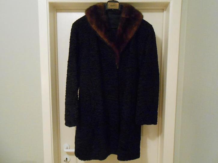 Prachtige bontmantel in echte Astrakan met bontkraag M Large, Kleding | Dames, Jassen | Winter, Nieuw, Maat 42/44 (L), Zwart, Ophalen