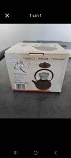 cosy trendy Theepot in gietijzer, Ophalen, Nieuw, Overige materialen