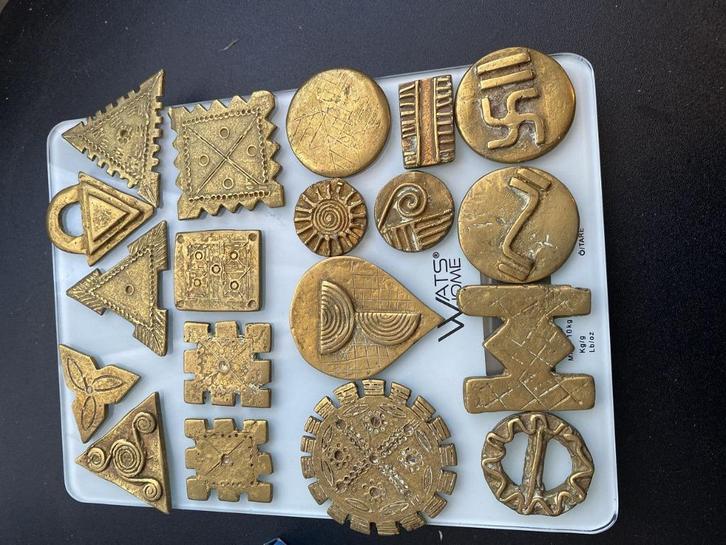 19 AKAN BAOULE GOUDEN GEWICHTEN serie 22, Antiek en Kunst, Kunst | Niet-Westerse kunst, Ophalen of Verzenden