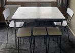 Uittrekbare formica tafel (sixties) met stoelen en krukken, 50 tot 100 cm, Gebruikt, Ophalen, Vijf personen of meer