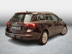 Opel Astra Sports Tourer 1.4T 6MT 120pk Cosmo - Navi - Senso, Auto's, Opel, Euro 5, Stof, Gebruikt, Zwart