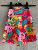 Paréo très coloré taille 14 ans, Enfants & Bébés, Enlèvement ou Envoi, Utilisé, Fille, Vêtements de sport ou Maillots de bain