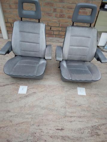 VW T3 Pilotenstoelen Caravelle met Hoofdsteunen, Grijs beschikbaar voor biedingen