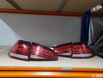 VW Golf 7 7.5 hatchback achterlicht set FACELIFT + LED €200 beschikbaar voor biedingen