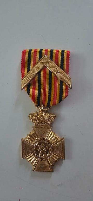 Lot de 3 Médailles officielles + 1 barrette beschikbaar voor biedingen