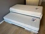 Lit double et matelas, Maison & Meubles, Chambre à coucher | Lits, Enlèvement