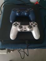 PS4 Slim 1Tb met 2 controllers, Enlèvement ou Envoi, Utilisé, 1 TB, Avec 2 manettes