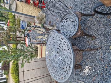Table de fond+2 chaises À PRIX RÉDUIT MAINTENANT 150€, Enlèvement ou Envoi, Comme neuf
