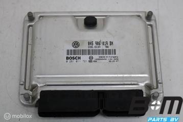 Motorregelapparaat VW Fox 045906019BN disponible aux enchères