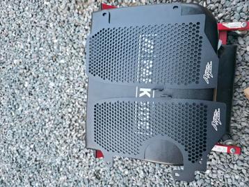 Honda Africatwin 1000l radiatorbeschermingsrooster beschikbaar voor biedingen