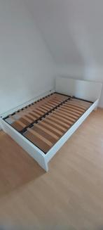 Ikea bed in goede staat,lattebodem en matras inbegrepen., Comme neuf, Enlèvement, Matelas, 140 cm