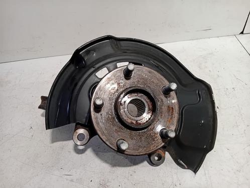 WIELNAAF LINKS VOOR Toyota Prius Plus (ZVW4) (01-2011/-), Auto-onderdelen, Remmen en Aandrijving, Toyota, Gebruikt