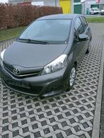 Toyota yaris, Argent ou Gris, Boîte manuelle, 5 portes, Yaris