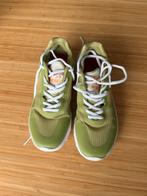 Osaka, Sport en Fitness, Ophalen, Zo goed als nieuw, Schoenen