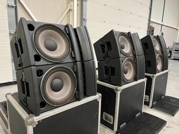 2x JBL VRX932LA-1 incl. flightcase (2x)