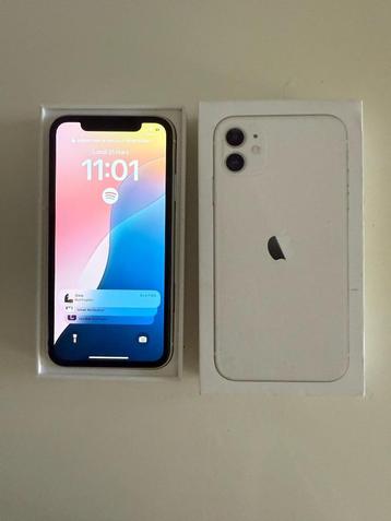 Iphone 11 128 gb parfait etat  pas de griffe avec sa boite, 80 %, 128 GB, Enlèvement, Sans abonnement