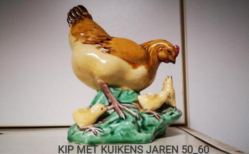 STENEN BEELDJE'KIP MET KUIKENS', Verzamelen, Dierenverzamelingen, Zo goed als nieuw, Beeldje of Figuurtje, Boerderijdier, Ophalen of Verzenden