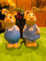 Duo de lapins en vêtements bleu marine ensemble 3€, Divers, Pâques, Enlèvement ou Envoi