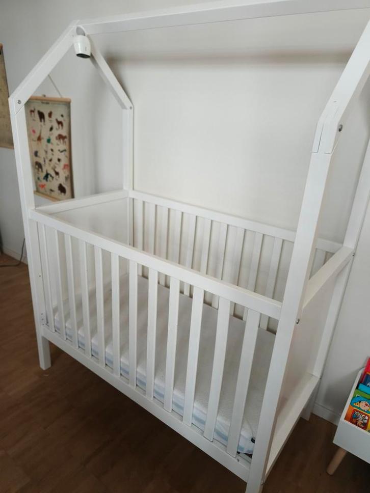 Bopita bedhuisje, Kinderen en Baby's, Babywiegjes en Ledikanten, Zo goed als nieuw, Ledikant, Ophalen