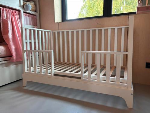 Meegroeibed open en gesloten, Kinderen en Baby's, Kinderkamer | Bedden, Matras, Ophalen