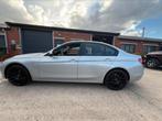 BMW 3 SERIE ✅320iA AUTOMAAT CARPLAY MOTORSPORT GARANTIE, Automaat, 4 deurs, 4 cilinders, Lichtsensor