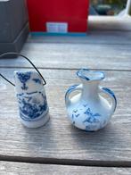 Verschillende kleine vaasjes, Ophalen