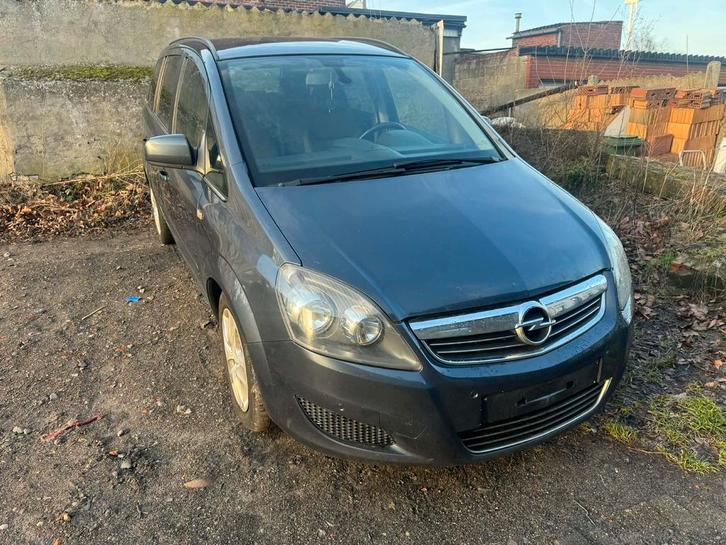 Voiture Opel Zafira pour 7 personnes, Autos, Opel, Entreprise, Zafira, Diesel, Euro 5, 5 portes, Boîte manuelle, Autres couleurs