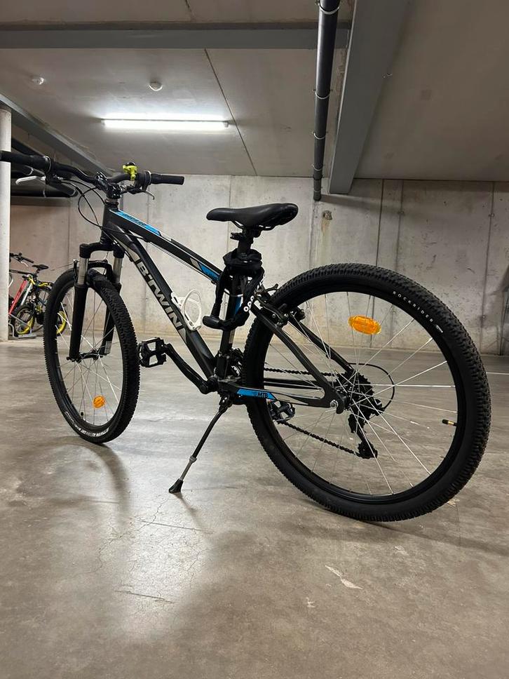 B'Twin ROCKRIDER 340 GERENOVEERD om te onderhouden, Fietsen en Brommers, Fietsen | Jongens, Zo goed als nieuw, Ophalen