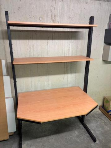 Bureau - Computer tafel, Huis en Inrichting, Ophalen, In hoogte verstelbaar, Gebruikt, Bureau