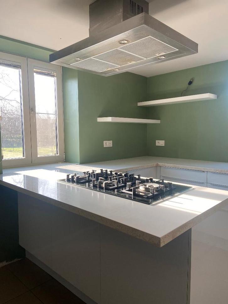 Witte moderne keuken, Huis en Inrichting, Keuken | Complete keukens, Gebruikt, U-keuken, Wit, Kunststof, Hoogglans of Gelakt, Ophalen