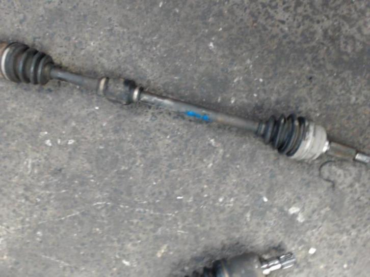 Cardan gauche Hyundai Atos Prime 1.0i 43kw 1999-2003, Autos : Pièces & Accessoires, Freins & Transmission, Hyundai, Utilisé, Enlèvement ou Envoi