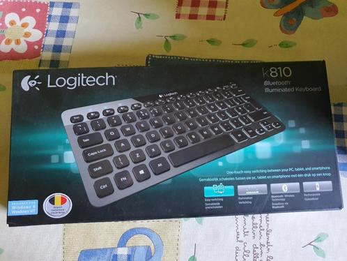 logitech k810 bluetooth illuminated keyboard azerty, Informatique & Logiciels, Claviers, Utilisé, Azerty, Sans fil, Enlèvement ou Envoi
