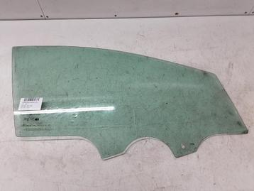 VITRE AVANT DROITE Ford Fiesta 7 (H1BB-A21410-A) disponible aux enchères