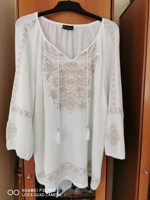 tuniek met borduursel XL, Kleding | Dames, Blouses en Tunieken, Zo goed als nieuw, Maat 46/48 (XL) of groter, Beige, Verzenden