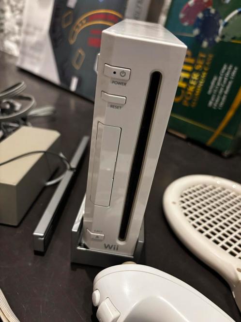 Nintendo Wii, incl. console en accessoires, Games en Spelcomputers, Spelcomputers | Nintendo Wii, Zo goed als nieuw, Ophalen of Verzenden