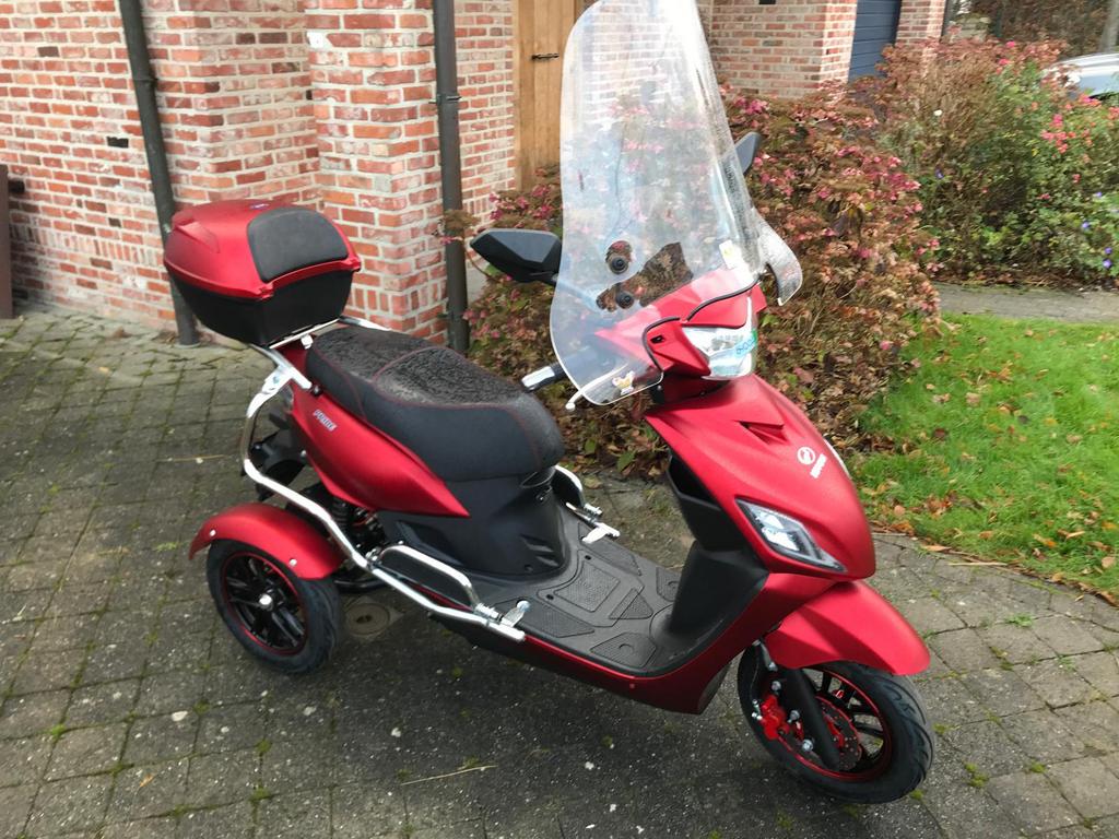 Scootmobiel Nipponia Pride, Fietsen en Brommers, Snorfietsen en Snorscooters, Zo goed als nieuw, Overige merken, Elektrisch, Ophalen