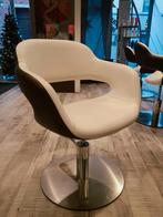 5 hoogwaardige kapperstoelen, Ophalen