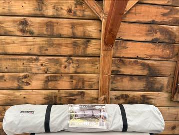Nieuw windscherm voor op camping beschikbaar voor biedingen
