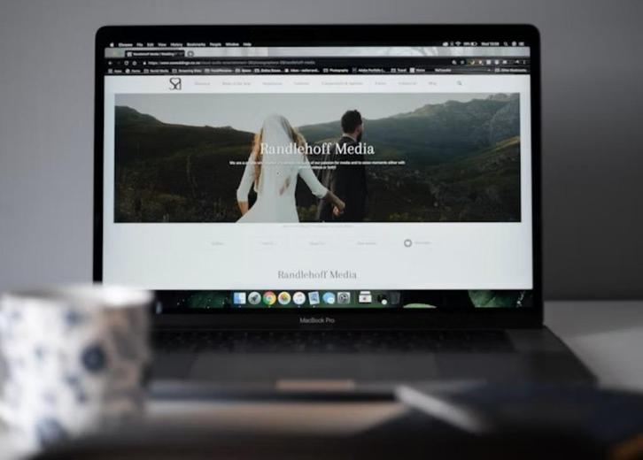 Webdesign voor al uw websites aan 240 euro. Tot 5 pagina's !, Diensten en Vakmensen, Webdesigners en Hosting, Domeinregistratie