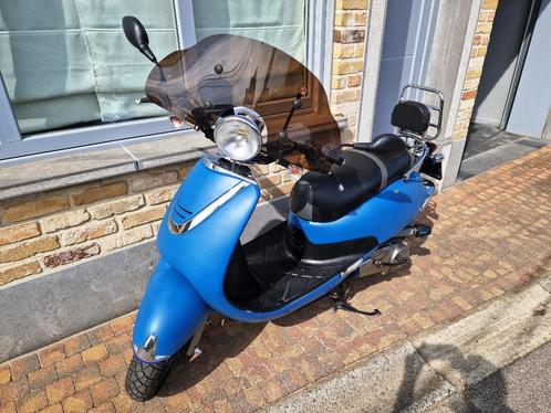 Sym Allo 125cc, Fietsen en Brommers, Scooters | SYM, Gebruikt, Allo, Benzine, Ophalen