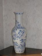 Antieke Chinese Vaas met blauw decor, Enlèvement