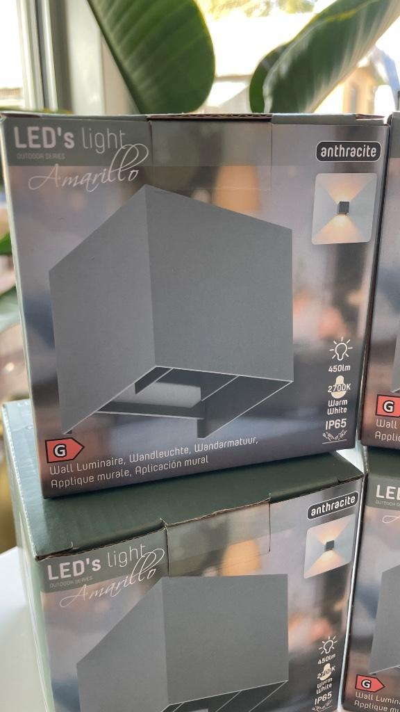 4 X LED's light outdoor wandlamp Amarillo grey - NIEUW, Jardin & Terrasse, Éclairage extérieur, Neuf, Appliques murales, Aluminium